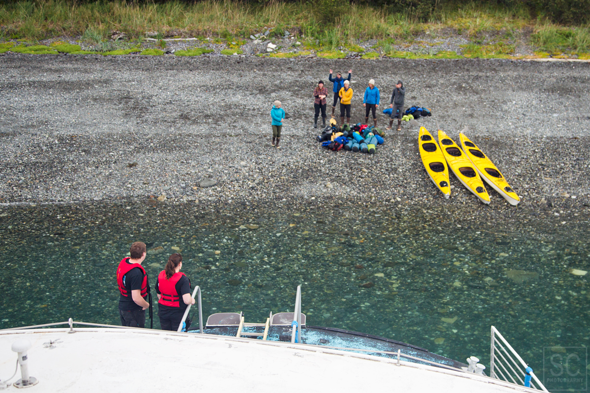 Picked up a few kayakers on the way to the glacier. They kayaked for a few days in the bay and were very excited to see the boat. 